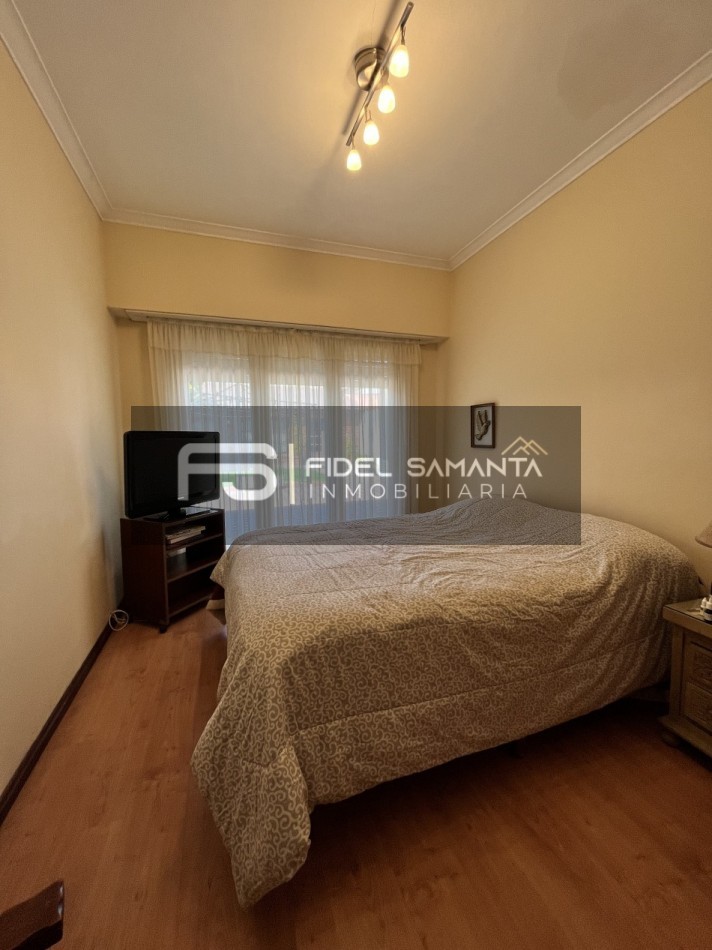 VENTA CHALET 6 AMBIENTES CON GARAGE PARQUE Y QUINCHO EN ZONA POMPEYA ZONIFICACION APTO EDIFICIO