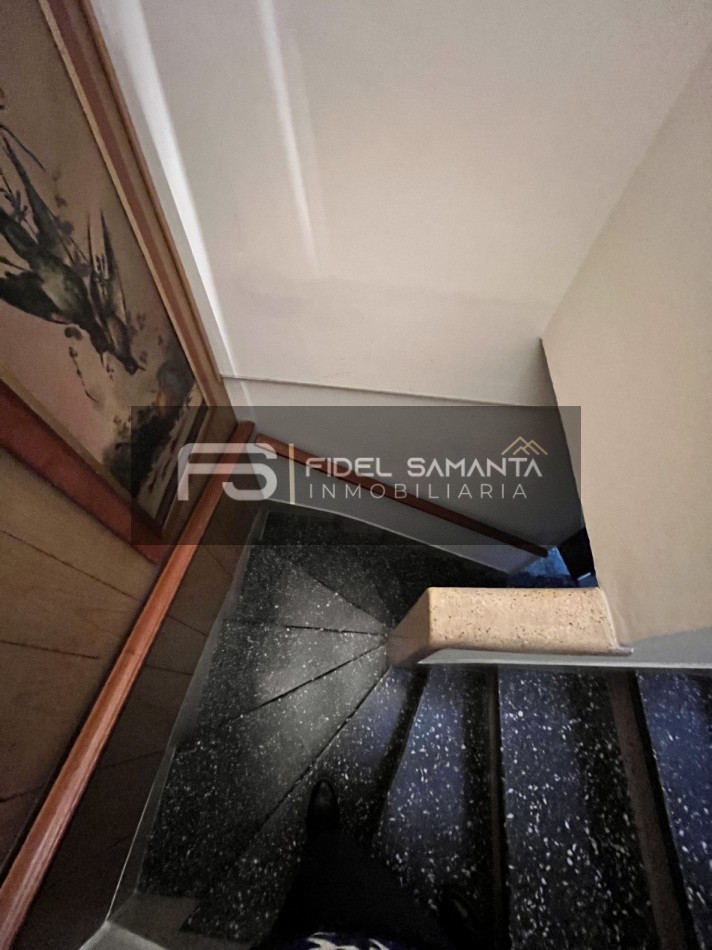 VENTA CHALET 6 AMBIENTES CON GARAGE PARQUE Y QUINCHO EN ZONA POMPEYA ZONIFICACION APTO EDIFICIO