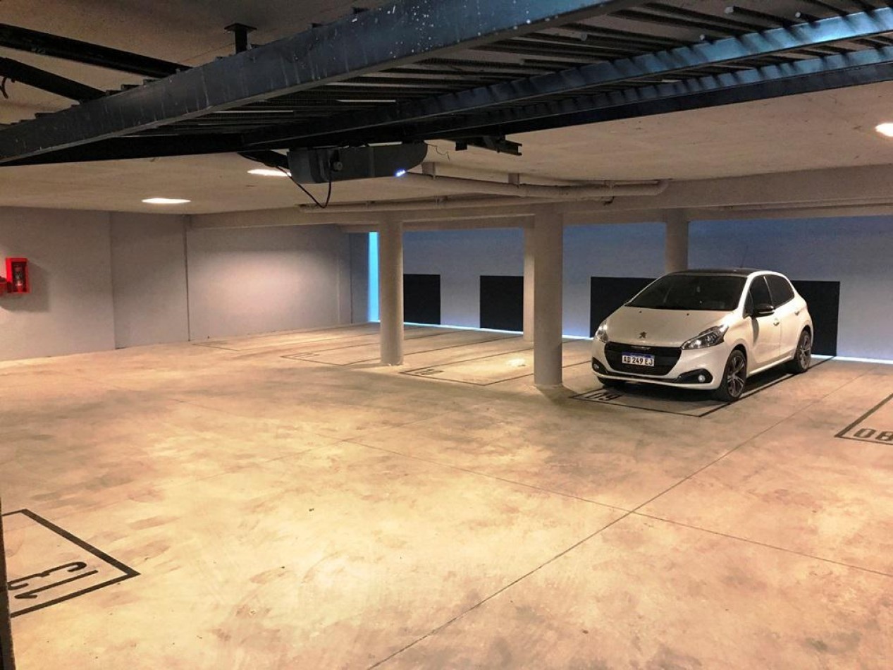 VENTA OPORTUNIDAD - DEPARTAMENTO SEMIPISO GUEMES 3 AMB CON COCHERA Y AMENITIES