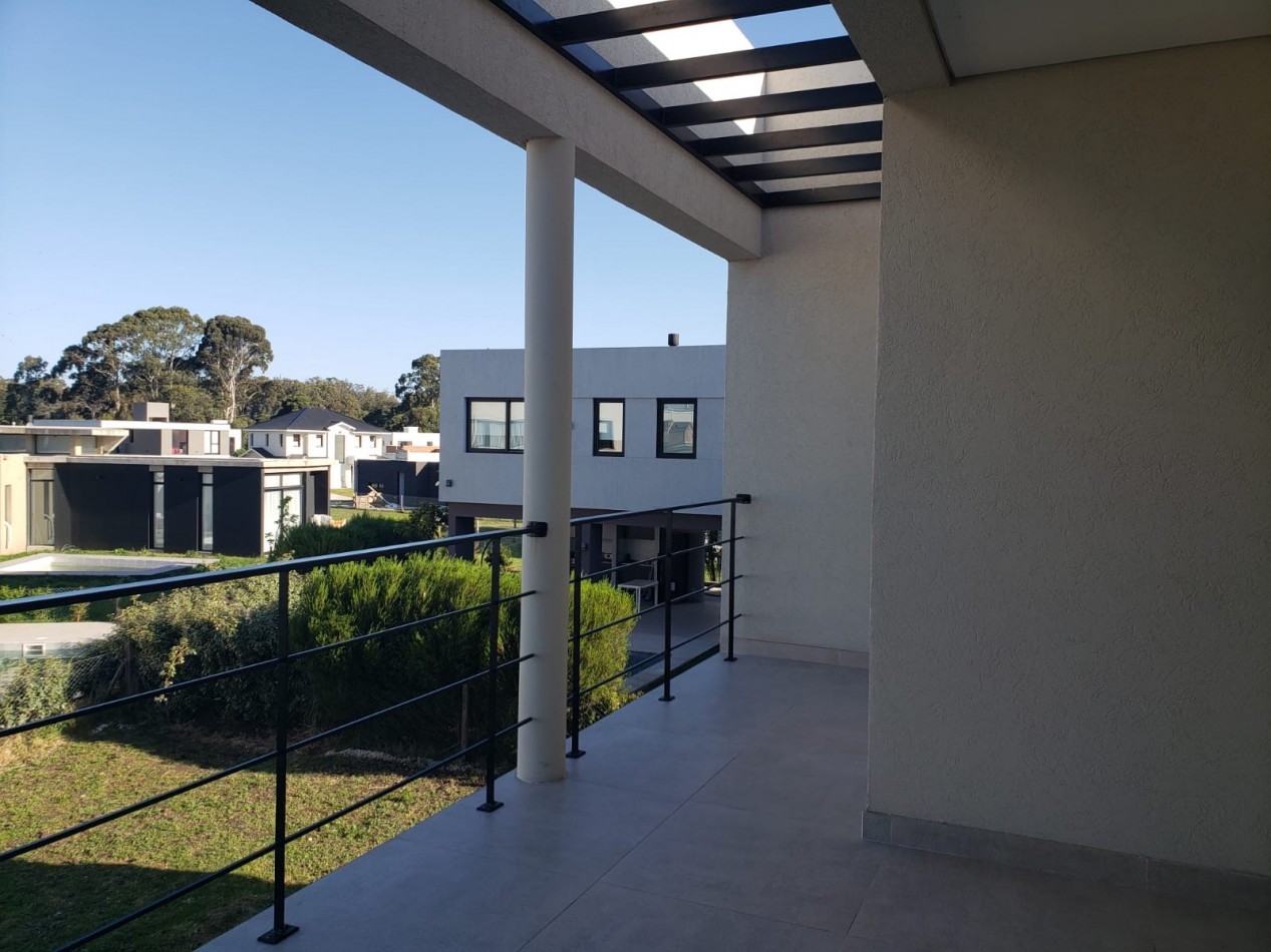 ALQUILER 24 MESES 4 AMB ESTILO Y CONFORT CASA A ESTRENAR  RUMENCO JOVEN