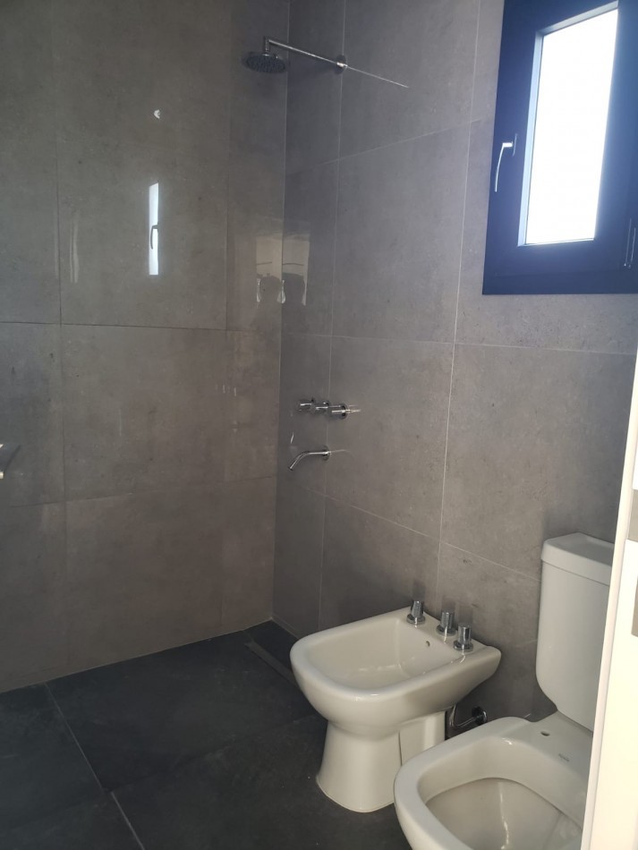 ALQUILER 24 MESES 4 AMB ESTILO Y CONFORT CASA A ESTRENAR  RUMENCO JOVEN