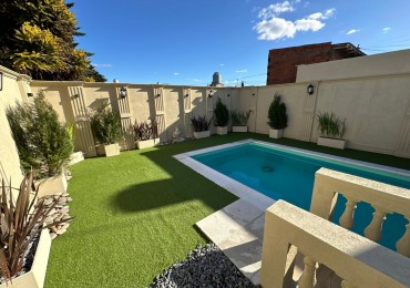 MODERNA CASA EN PH 3 AMB C PARQUE PISCINA Y DOBLE COCHERA