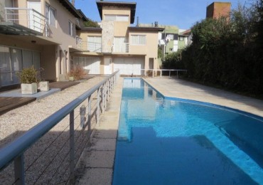 ESPECTACULAR!!! TRIPLEX 4 AMB C PISCINA PINAMAR