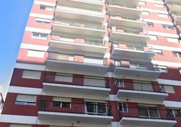 OPORTUNIDAD!!! COCHERA en MICROCENTRO