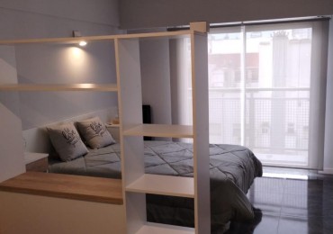 VENTA AMBIENTE LATERAL CON BALCON MUY SOLEADO