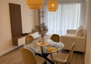 EXCELENTE DEPTO 3 AMB A LA CALLE C BALCON CORRIDO RECICLADO Y CON DECO PLAZA MITRE