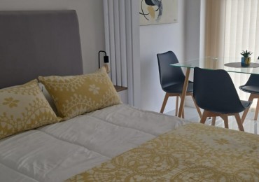 MONOAMBIENTE TIPO LOFT AL FTE CON BALCON RECICLADO CENTRO