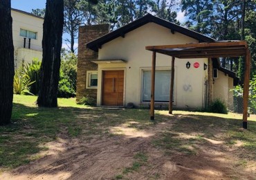 VENTA   CASA 4 AMBIENTES GRAN ENTORNO NATURAL Y CONFORT EN VALERIA DEL MAR 