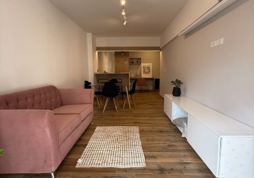 EXCELENTE DEPTO 3 AMB AL FTE C BALCON Y COCHERA RECICLADO Y C DECO ALDREY