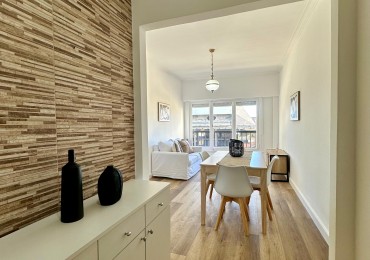 DEPARTAMENTO 3 AMB EN VENTA AMOBLADO, CON BALCON FRANCES Y VISTA PARCIAL AL MAR ¡LISTO PARA MUDARTE! 