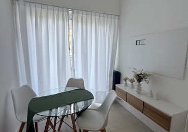 VENTA DPTO RECICLADO DE 1 AMBIENTE CON BALCON A LA CALLE ZONA CENTRO