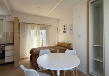 ()VENTA DEPTO 1 AMBIENTE CON BALCON TERRAZA- PLAZA COLON