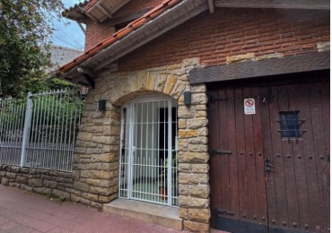 ALQUILER USO PROFESIONAL CASA 4 AMBIENTES CHAUVIN