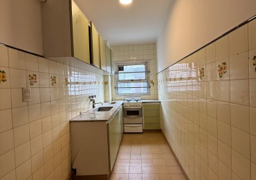 VENTA DPTO 2 AMBIENTES DE 47 MTS AL FRENTE CON BALCON ZONA CENTRO 
