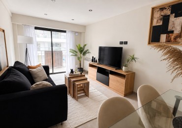 VENTA DEPARTAMENTO 3 AMBIENTES RECICLADO A LA CALLE CON BALCON | PLAZA COLON