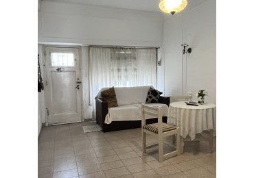 VENTA PH AL FRENTE CON PATIO DE 3 AMBIENTES EN ZONA SAN JUAN 