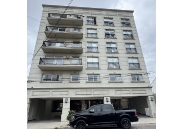 VENTA DEPTO 4 AMBIENTES MAS OFFICE CON BALCON Y COCHERA 