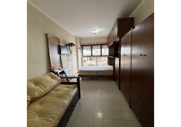 VENTA DEPARTAMENTO MONOAMBIENTE DE 27 MTS2 TOTALES EXCELENTE UBICACION A PASOS DE PLAZA COLON   