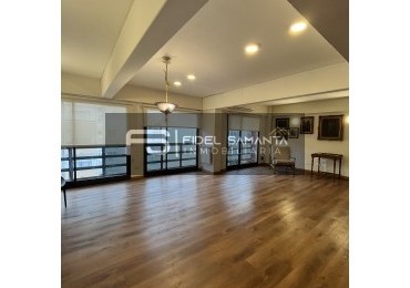 OPORTUNIDAD VENTA DPTO RECICLADO 4 AMB  con COCH  Opc.  Zona Aldrey a
