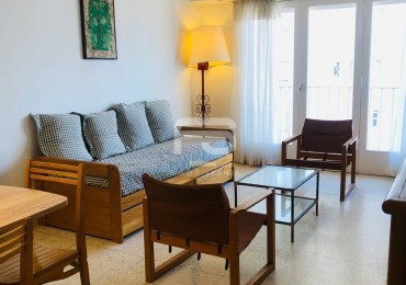 DEPARTAMENTO 2 AMBIENTES CON VISTA AL MAR. FRENTE A PLAYA VARESE