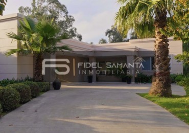 VENTA BARRIO PRIVADO ARENAS DEL SUR | IMPECABLE PROPIEDAD SOBRE LOTE DE 1088 M2 