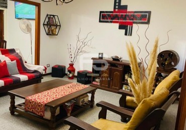 DUPLEX 3 AMBIENTES CON COCHERA Y PATIO PUNTA MOGOTES